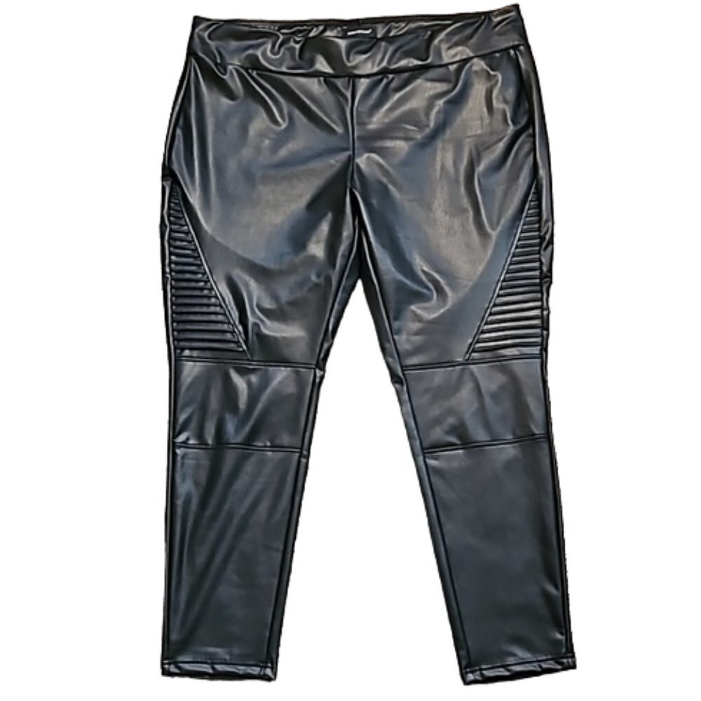 Ashley Stewart Womens sz 26/28 Faux Leather Leggings Black Biker Witchy Goth NWT